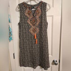 Papillon Blanc Geometric Black and Orange Mini Dress